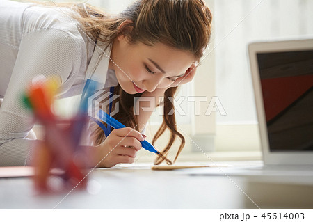 ビジネス　女性 45614003