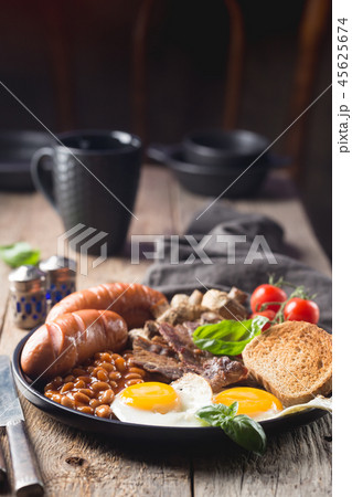 Full English breakfast Full English breakfast 45625674