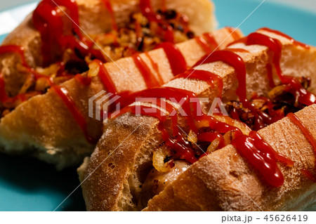 A delicious looking sausage sandwich 45626419