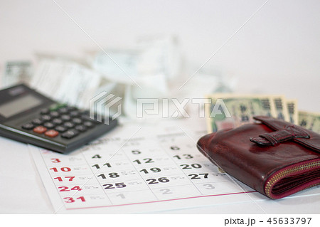お金の管理 増税イメージ 確定申告イメージ お金の管理 増税イメージ 確定申告イメージ 45633797