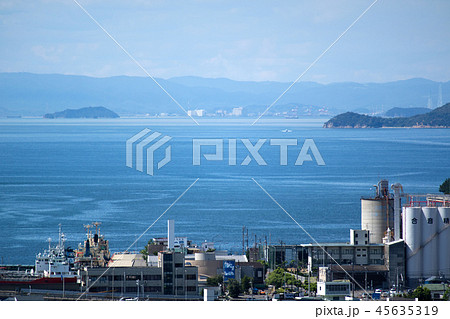 瀬戸大橋と瀬戸内海 45635319