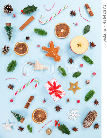 Christmas decorations on pastel color background. Top-down view. 45642871