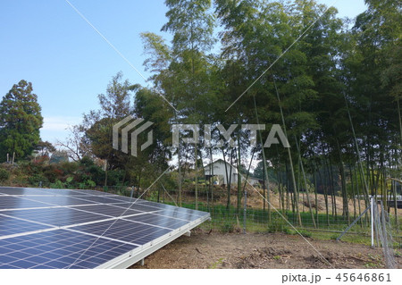 太陽光発電所の影 太陽光発電所の影 45646861