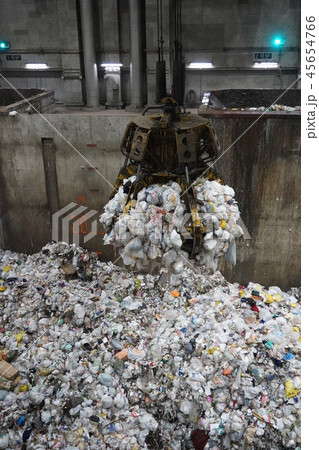 杉並清掃工場（焼却場）ごみバンカ・ごみクレーン 45654766