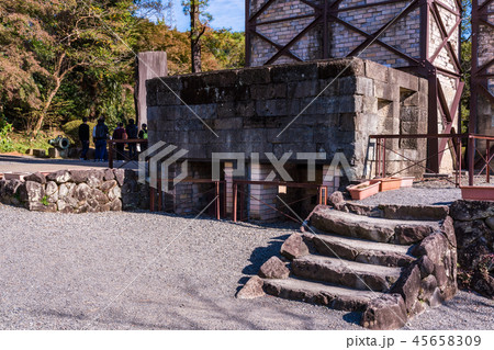 (静岡県)晴天下の韮山反射炉 (静岡県)晴天下の韮山反射炉 45658309