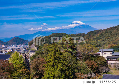 (静岡県)韮山反射炉と富士山 (静岡県)韮山反射炉と富士山 45658425
