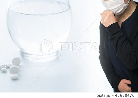 マスク 薬 女性 OTC,OTC類似薬,オーバードーズ マスク 薬 女性 OTC,OTC類似薬,オーバードーズ 45658476