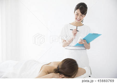 エステティシャン エステティシャン 45660769