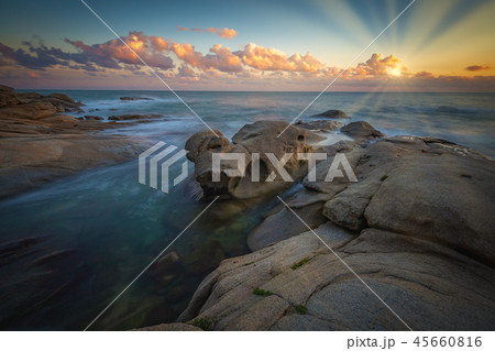 Nice long exposure sunset picture Nice long exposure sunset picture 45660816