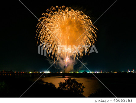 雄物川の花火 45665563