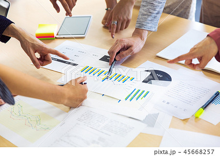 会議 分析 打合せ 資料 ビジネス 会議 分析 打合せ 資料 ビジネス 45668257
