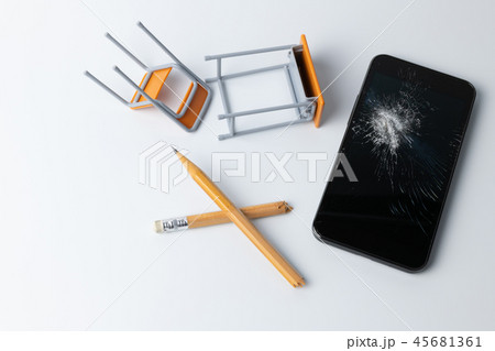 いじめ　イジメ　いじめイメージ 45681361