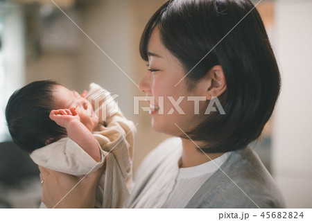 at the age of 14 days at the age of 14 days 45682824