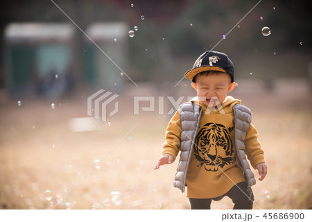 子供 男 男性 45686900