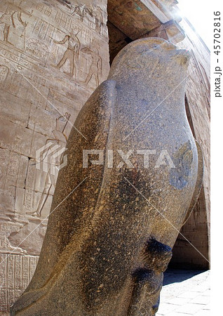 エジプト　エドゥフ神殿　ホルス神殿 45702816