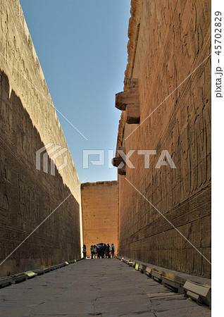 エジプト　エドゥフ神殿　ホルス神殿 45702829