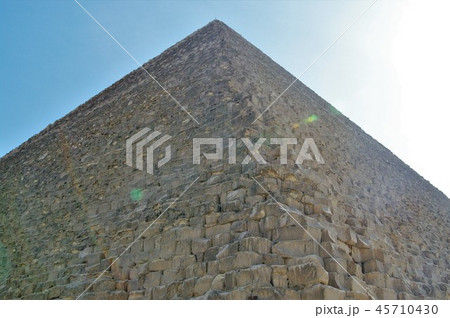 ギザの三大ピラミッド 45710430