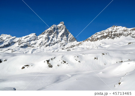 モンテ・チェルヴィーノ　ロープウェイより（イタリア側から見たマッターホルン）（３月、イタリア） 45713465