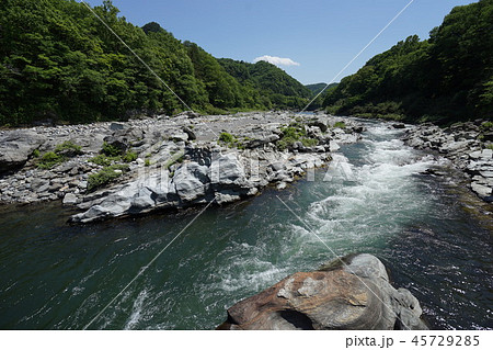 秩父 長瀞 快晴 川 流れ 渓流 秩父 長瀞 快晴 川 流れ 渓流 45729285