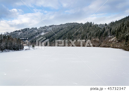 Solitary hotel building in beautiful snowy winter Solitary hotel building in beautiful snowy winter 45732347