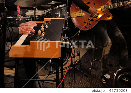 ジャズオルガン 45739203