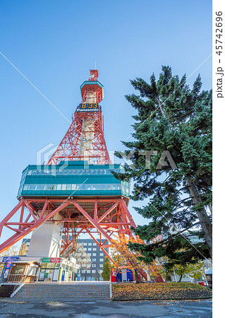 秋の札幌テレビ塔 45742696