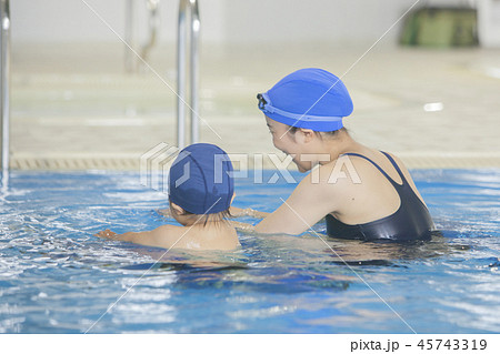 ベビースイミング 45743319