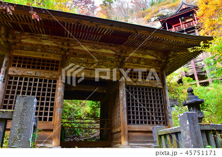 布引観音釈尊寺 仁王門と観音堂宮殿 布引観音釈尊寺 仁王門と観音堂宮殿 45751171