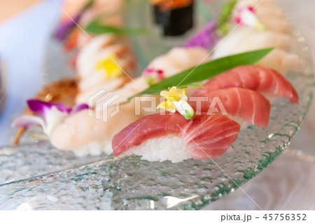 寿司 45756352