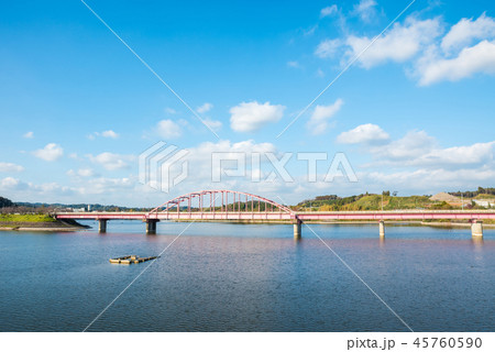 高滝湖と加茂橋 （千葉県市原市） ※2018年11月撮影 45760590
