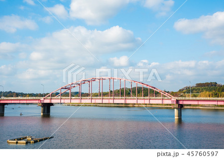 高滝湖と加茂橋 (千葉県市原市) ※2018年11月撮影 高滝湖と加茂橋 (千葉県市原市) ※2018年11月撮影 45760597