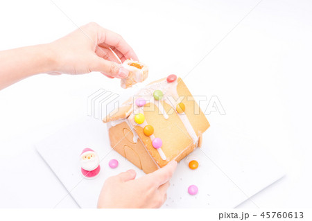 お菓子の家 45760613