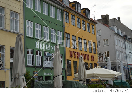 デンマーク、コペンハーゲン、ニューハウンのレストラン街 45765274
