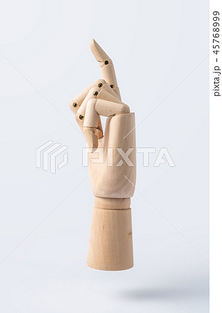 wooden hand with number 1 posture 45768999