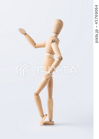wooden mannequin with welcome gesture 45769064