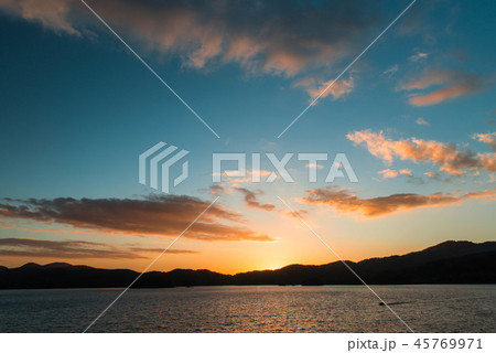 桧原湖の夕焼け 45769971