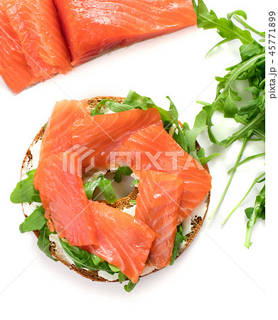 fresh bagel sandwich fresh bagel sandwich 45771899