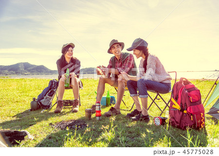 Group of campers discussing about picnic 45775028