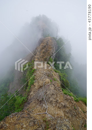戸隠山の蟻の塔渡り 戸隠山の蟻の塔渡り 45778190