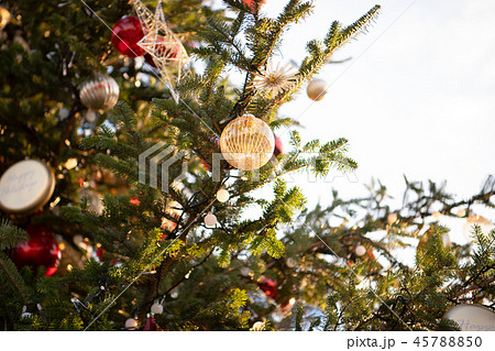 東京 恵比寿 クリスマス クリスマスツリー 飾り メルヘン イベント 景色 風景 光 冬 Xmasの写真素材