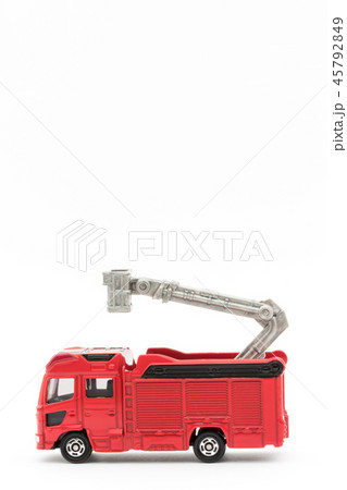 屈折はしご付き消防車:fire truck 45792849