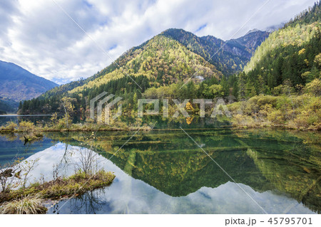 九寨溝 四川省 中国の 45795701