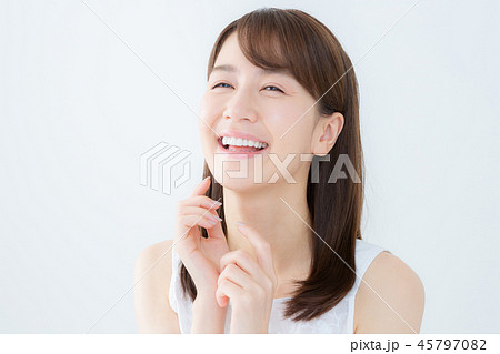 young woman 45797082