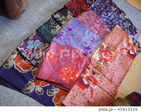 色とりどりの着物 45813539