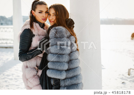 lyxury girls lyxury girls 45818178