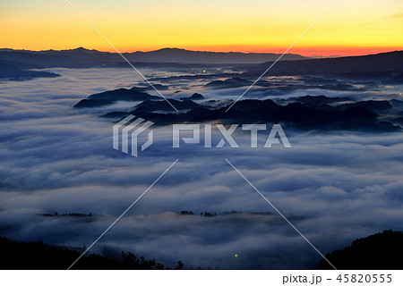 加久藤盆地の雲海 加久藤盆地の雲海 45820555