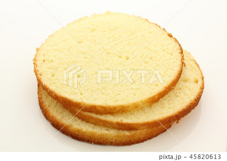 スポンジケーキ 45820613