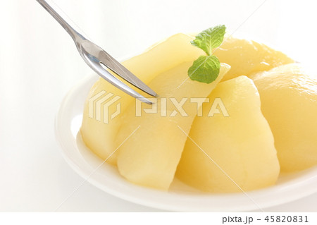 洋梨のコンポート 45820831