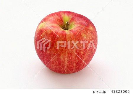 りんご（サンつがる） 45823006