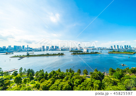 Beautiful architecture building cityscape of tokyo city with rainbow bridge Beautiful architecture building cityscape of tokyo city with rainbow bridge 45825597